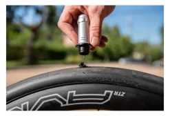 NoTubes DART Tubeless Repair Kit 8 NoTubes DART Tubeless Repair Kit -Mtb-Mountainbiken Winkel 12973265dde959dc04b27.42568960