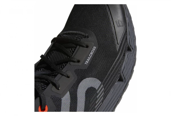 Paar Five Ten Trailcross Lt MTB Schoenen Zwart Rood 2 Paar Five Ten Trailcross Lt MTB Schoenen Zwart Rood - Afbeelding 2