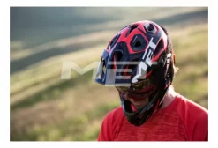 MET PARACHUTE Helm Zwart Rood -Mtb-Mountainbiken Winkel 58d3d27ccf5b5